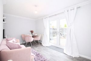 Dining Room- click for photo gallery